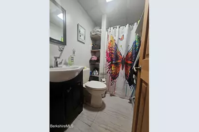134 Meadow St, North Adams, MA 01247 - Photo 16