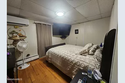 134 Meadow St, North Adams, MA 01247 - Photo 14