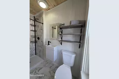 40 East Jordan St #4, Adams, MA 01220 - Photo 14