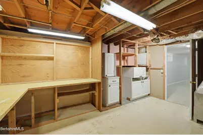 57 Alba Ave, Pittsfield, MA 01201 - Photo 34