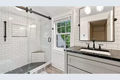 444 Pomeroy Ave, Pittsfield, MA 01201 - Photo 36