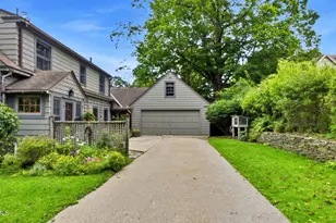 444 Pomeroy Ave, Pittsfield, MA 01201 - Photo 6
