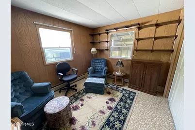12 Apremont St, Adams, MA 01220 - Photo 24