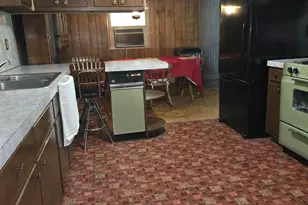 12 Apremont St, Adams, MA 01220 - Photo 30