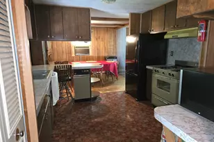 12 Apremont St, Adams, MA 01220 - Photo 32