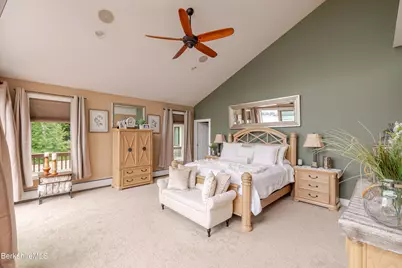 140 Hancock Rd, Pittsfield, MA 01201 - Photo 30