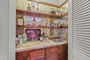 96 E Housatonic St, Pittsfield, MA 01201 - Photo 14