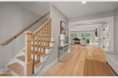 3 Thrushwood Ln, Great Barrington, MA 01230 - Photo 2