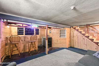 20 Cromwell Ave, Pittsfield, MA 01201 - Photo 20