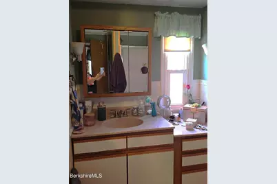 3 Iroquois Dr, North Adams, MA 01247 - Photo 12