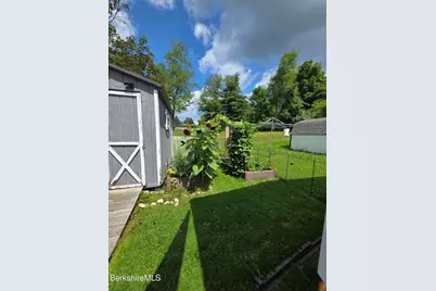 3 Iroquois Dr, North Adams, MA 01247 - Photo 22
