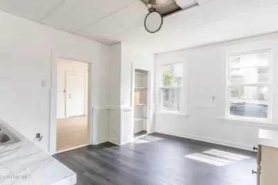 141 Dewey Ave, Pittsfield, MA 01201 - Photo 4