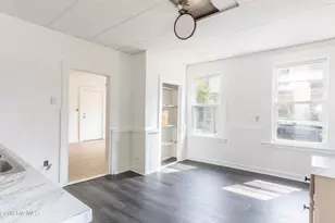 141 Dewey Ave, Pittsfield, MA 01201 - Photo 4