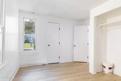 141 Dewey Ave, Pittsfield, MA 01201 - Photo 10