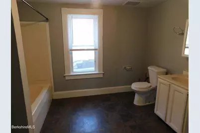 120 Danforth Ave, Pittsfield, MA 01201 - Photo 14