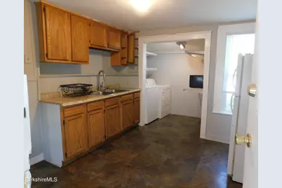 120 Danforth Ave, Pittsfield, MA 01201 - Photo 6