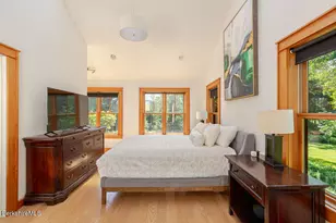 2 Goodrich St, Stockbridge, MA 01262 - Photo 28