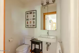 2 Goodrich St, Stockbridge, MA 01262 - Photo 16