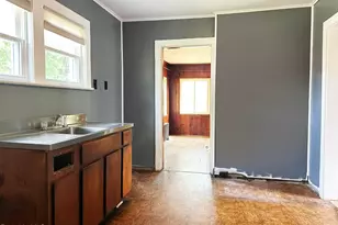 14 Summit Ave, Pittsfield, MA 01201 - Photo 12