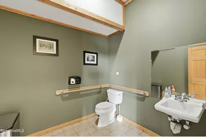 560 S Main St, Sheffield, MA 01257 - Photo 18
