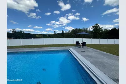 187 W Park St, Lee, MA 01238 - Photo 2