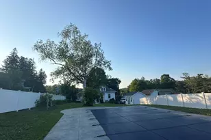 187 W Park St, Lee, MA 01238 - Photo 34