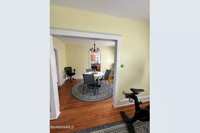187 W Park St, Lee, MA 01238 - Photo 10