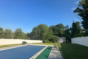 187 W Park St, Lee, MA 01238 - Photo 6