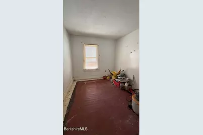 2-4 Jordan St, Adams, MA 01220 - Photo 24