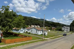 31-33 Mill St, Adams, MA 01220 - Photo 6