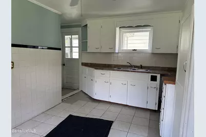 310-314 Wahconah St, Pittsfield, MA 01201 - Photo 26