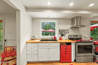 128 Rannapo Rd, Sheffield, MA 01257 - Photo 12