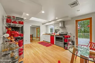 128 Rannapo Rd, Sheffield, MA 01257 - Photo 12