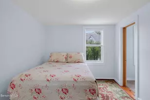 12 Mountain St, Great Barrington, MA 01230 - Photo 24
