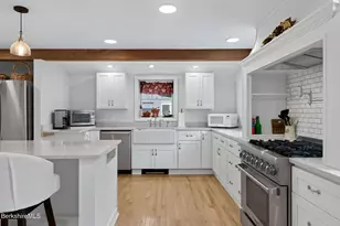 12 Mountain St, Great Barrington, MA 01230 - Photo 8