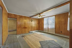 16 Holmes Rd, Hinsdale, MA 01235 - Photo 6
