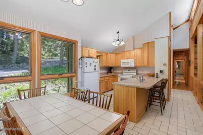 317 Lakeshore Dr, Sandisfield, MA 01255 - Photo 8