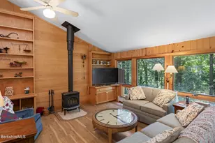317 Lakeshore Dr, Sandisfield, MA 01255 - Photo 4