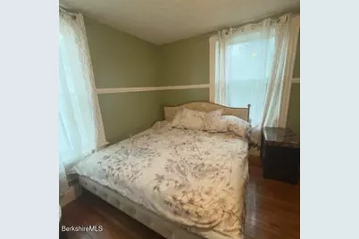 77 Onota St, Pittsfield, MA 01201 - Photo 22