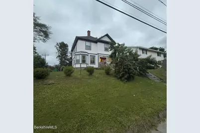 77 Onota St, Pittsfield, MA 01201 - Photo 8