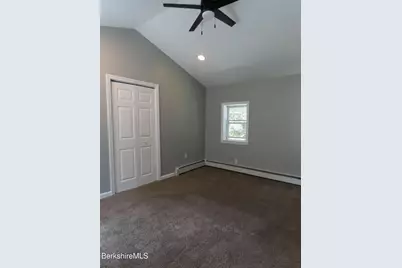 19 Pine St, Adams, MA 01220 - Photo 18
