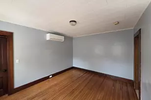 75 N Summer St, Adams, MA 01220 - Photo 10