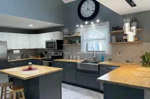 16 Juliana Dr, Pittsfield, MA 01201 - Photo 10