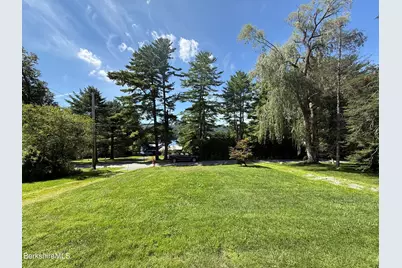 10 Mahkeenac Terr, Stockbridge, MA 01262 - Photo 38