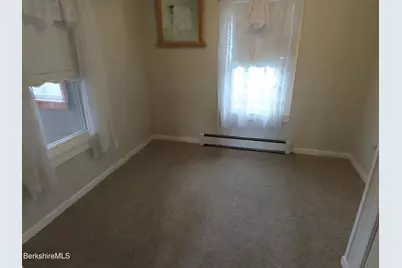 2 West Kittler Ave, Adams, MA 01220 - Photo 18
