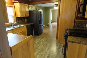 2 W Kittler Ave, Adams, MA 01220 - Photo 6