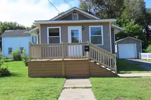 2 W Kittler Ave, Adams, MA 01220 - Photo 2