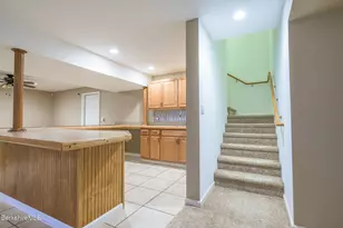 208 Karen Dr, Pittsfield, MA 01201 - Photo 28