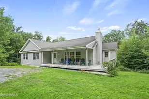 229 Hamilton Rd, Becket, MA 01223 - Photo 10
