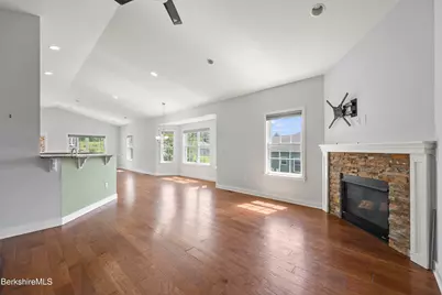 23 Aspen Way, Pittsfield, MA 01201 - Photo 18